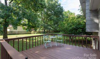 6917 Lancer Dr, Charlotte, NC 28226
