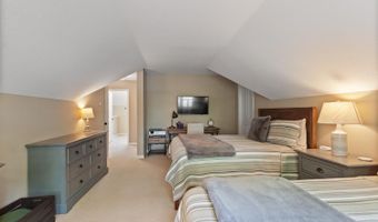 3120 Windmill Dr, Adrian, MI 49221
