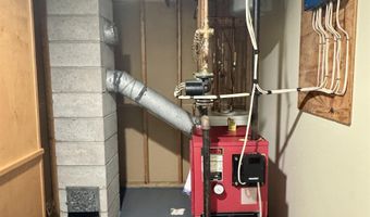 170 Sunrise Ave, Barton, VT 05822