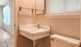 2844 Renfrew St, Ann Arbor, MI 48105