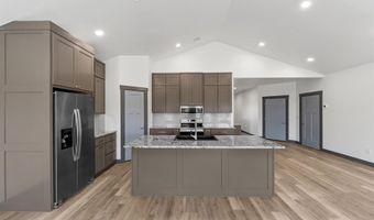 205 Lindsey Ave, Adair, OK 74330