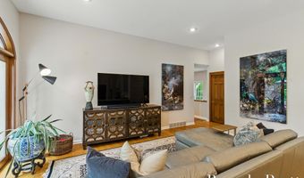 5691 Forest Gln SE, Ada, MI 49301