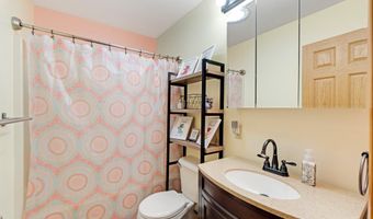 706 Taylor Ln, Albion, IN 46701