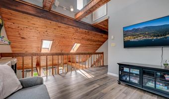 227 Valley View Dr, Albrightsville, PA 18210