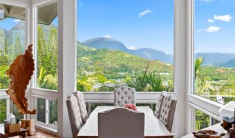 1461 Aunauna St, Kailua, HI 96734