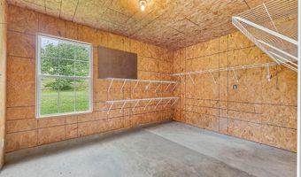 144 Riverview Dr, Anderson, MO 64831