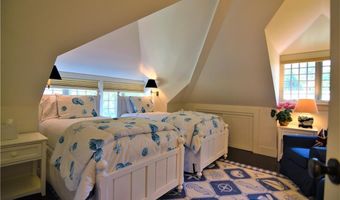 431 Bellevue Ave CH, Newport, RI 02840