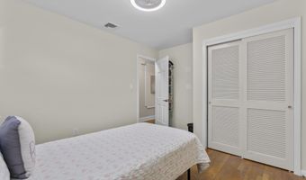 75 Linda Dr, Bridgeport, CT 06606