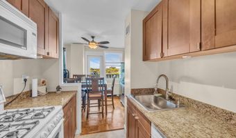 510 Deal Lake Dr 6B, Asbury Park, NJ 07712