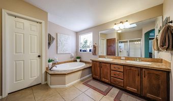 3301 S GOLDFIELD Rd 4020, Apache Junction, AZ 85119