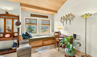 2026 Ashland Mine Rd, Ashland, OR 97520