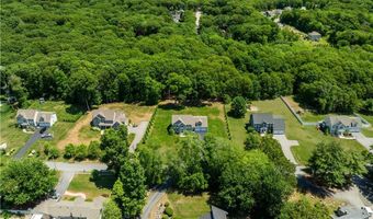 42 E Lantern Rd, Lincoln, RI 02865