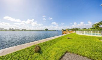 9270 W Bay Harbor Dr 5D, Bay Harbor Islands, FL 33154