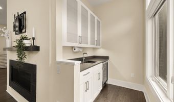 153 WINSOME Cir, Bethesda, MD 20814