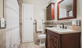 46 Hyer Ct, Aberdeen, NJ 07747