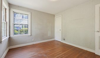 2 Perham St, Bedford, MA 01730