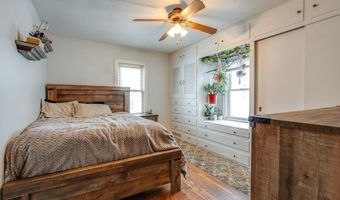 1042 Hartshorn St, Alliance, OH 44601