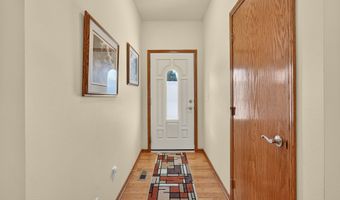 1201 10th Avenue Pl SE, Altoona, IA 50009