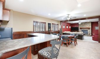 811 NW Boulder Point Pl, Ankeny, IA 50023