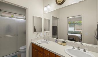 60 Anamuli St, Kahului, HI 96732
