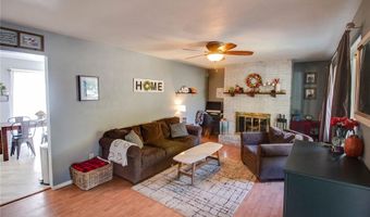 2401 Crislisa Dr, Alton, IL 62002