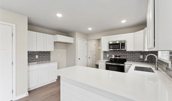 303 29th St SW, Altoona, IA 50009