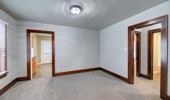 411 W Chestnut Ave, Arkansas City, KS 67005