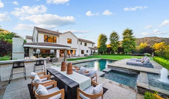 2116 Shadow Creek Dr, Agoura Hills, CA 91301