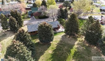 223 W Summit Cir, Challis, ID 83226