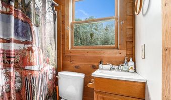 78 Pine Dr, Tallapoosa, GA 30176