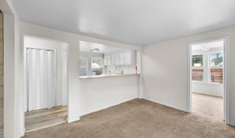 86 W Main St 2, Bergenfield, NJ 07621