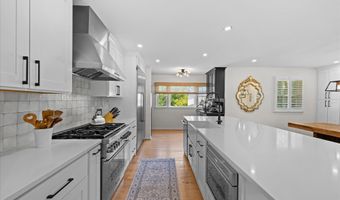 6401 CRANE Ter, Bethesda, MD 20817