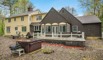 15 Roosevelt Dr, Bedford, NH 03110