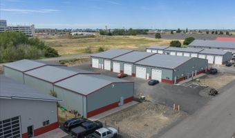 10915 W Fast Lane Rd, Airway Heights, WA 99001