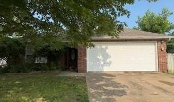 1210 SW Apache Dr, Bentonville, AR 72712