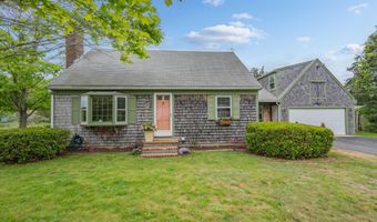 7 George St, Barnstable, MA 02630