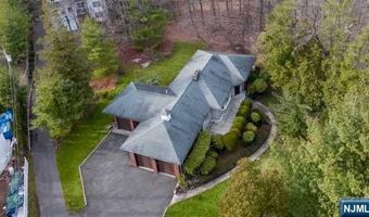 35 Old Dock Rd, Alpine, NJ 07620
