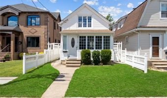 116 Sigsbee Ave, Albertson, NY 11507