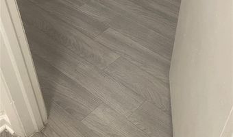 1424 Wembley Dr, Charlotte, NC 28205