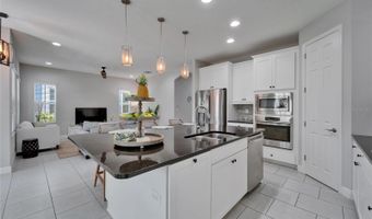 606 WINTERSIDE Dr, Apollo Beach, FL 33572