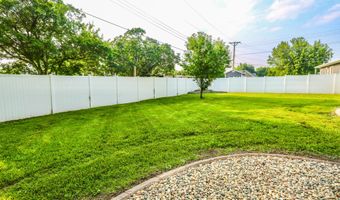 705 N High St, Aberdeen, SD 57401