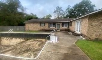 1354 W TENTH St, Bogalusa, LA 70427