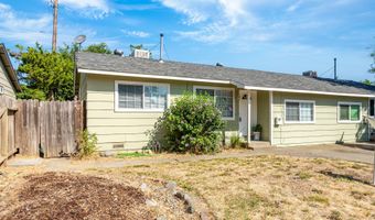 3252 Daisy St, Anderson, CA 96007