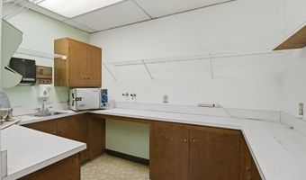 320 Dewey St, Bennington, VT 05201