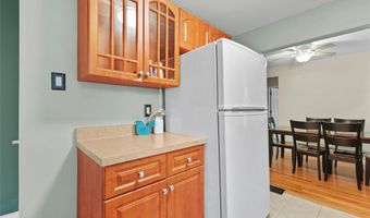 9557 Cantwell Dr, Affton, MO 63123