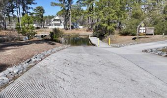 Creek Place Road, Arapahoe, NC 28510