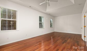 2 Thornwood Ct, Arden, NC 28704