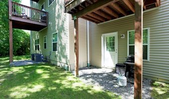 23 Riverview Ct 23, Brookfield, CT 06804