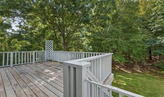 1 Gilman Rd, Hopkinton, RI 02832
