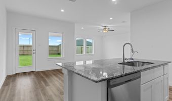 237 Amy St, Angleton, TX 77515